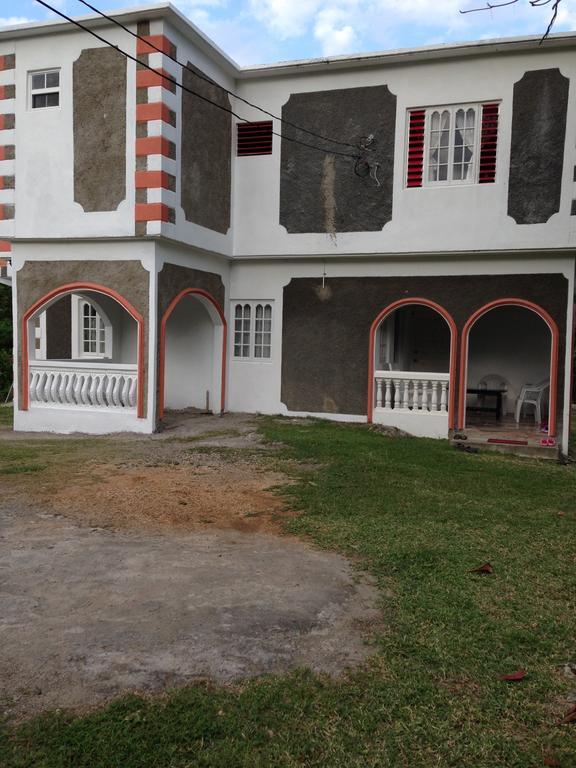 Boston Beach Guesthouse Port Antonio Esterno foto