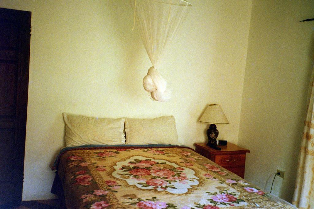Boston Beach Guesthouse Port Antonio Esterno foto